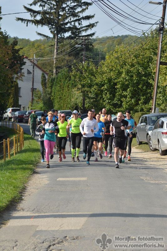 Tömegrajt a futóknak