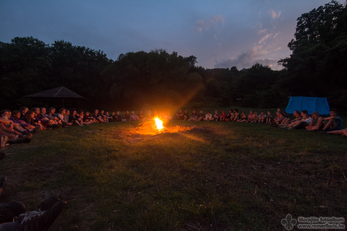 Első tábortűz
