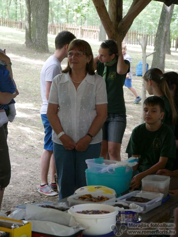Rózsa néni, a zsűri egyik tagja