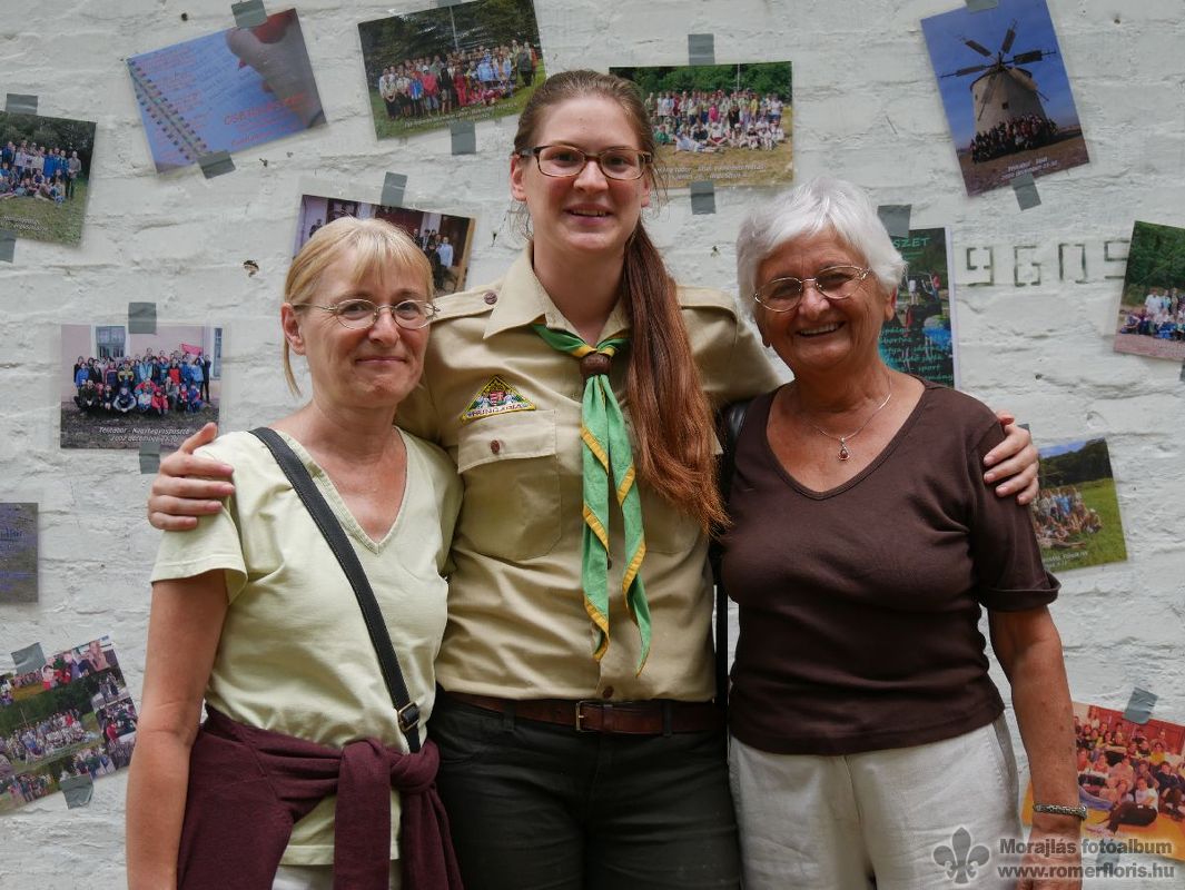 Anna, anyukája és nagymamája