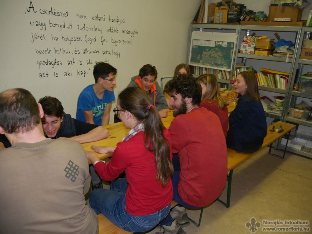 Kinél van az érme?